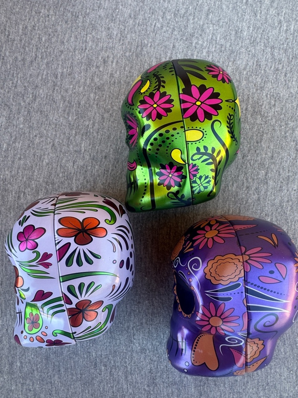 3 Metal Mini Sugar Skulls Tins - Picture 2 of 5